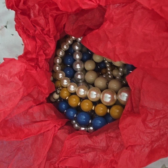 Faux Pearl Beaded Necklaces - Picture 9 of 9